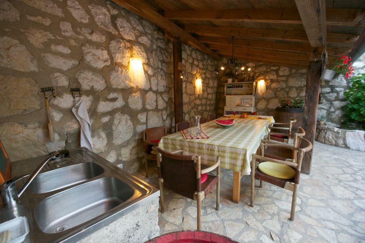 Abeona Mediterranean Villa Drivenik エクステリア 写真